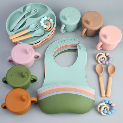 Food Grade BPA Free Baby Weaning Set Silicone Bibs Plate Spoon Fork Baby Pacifier Toddler Feeding Set Silicone Sippy Cup Set