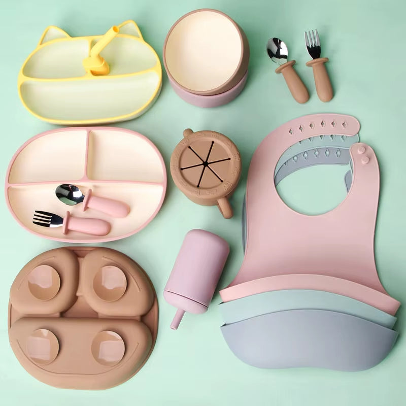 Food Grade BPA Free Baby Weaning Set Silicone Bibs Plate Spoon Fork Baby Pacifier Toddler Feeding Set Silicone Sippy Cup Set